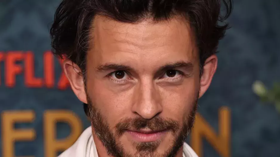 Jonathan Bailey