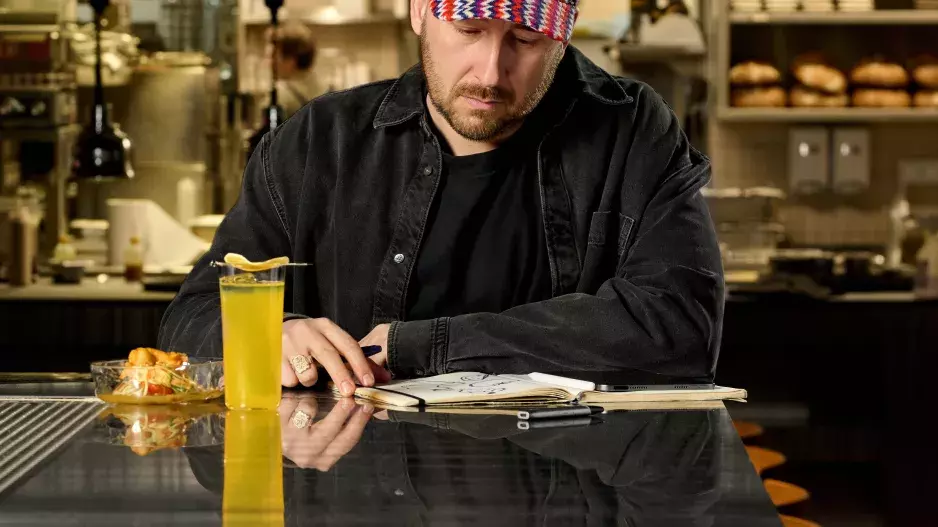 Patrik Plates x Veev One