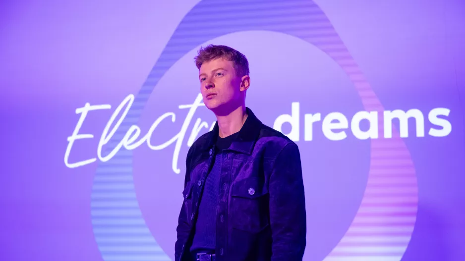 IQOS Electric Dreams