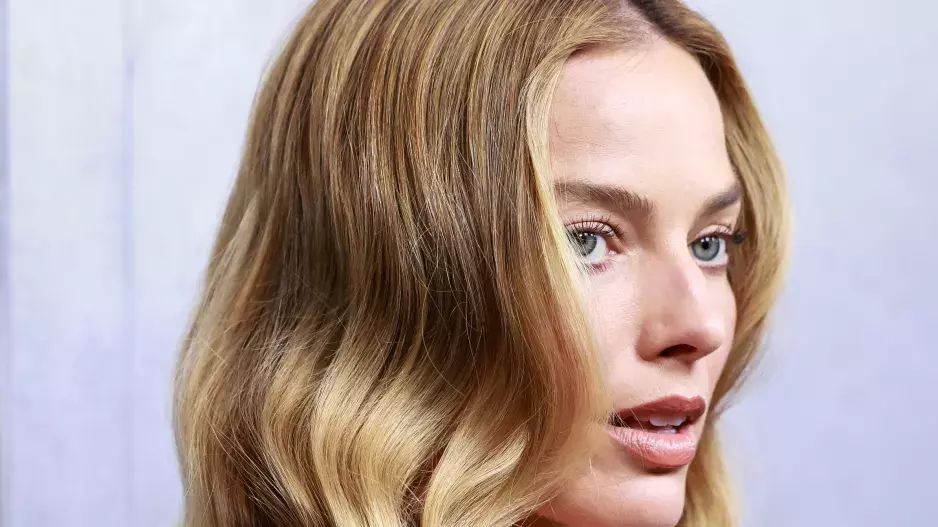Skin-tone hair