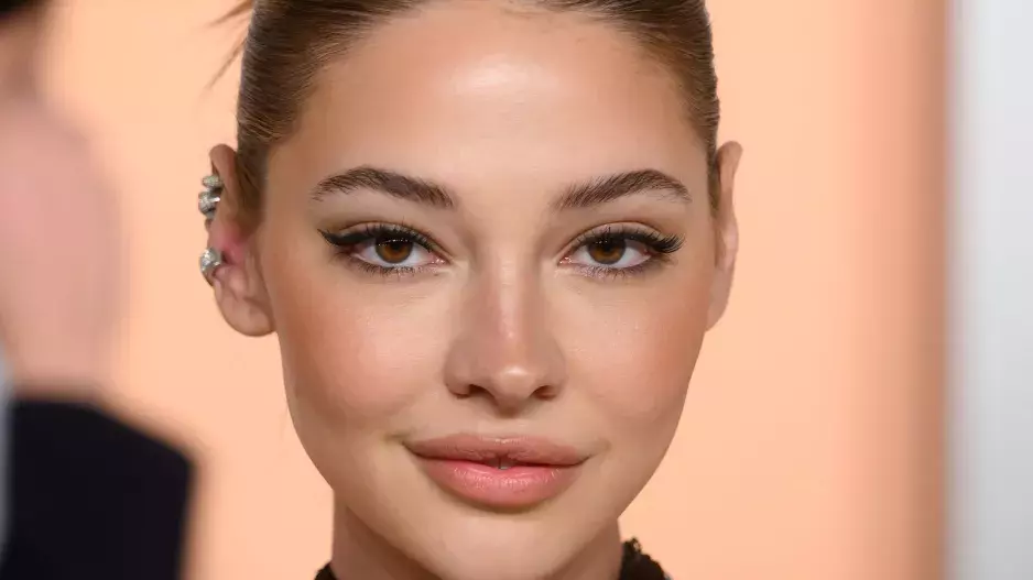Lip liners
