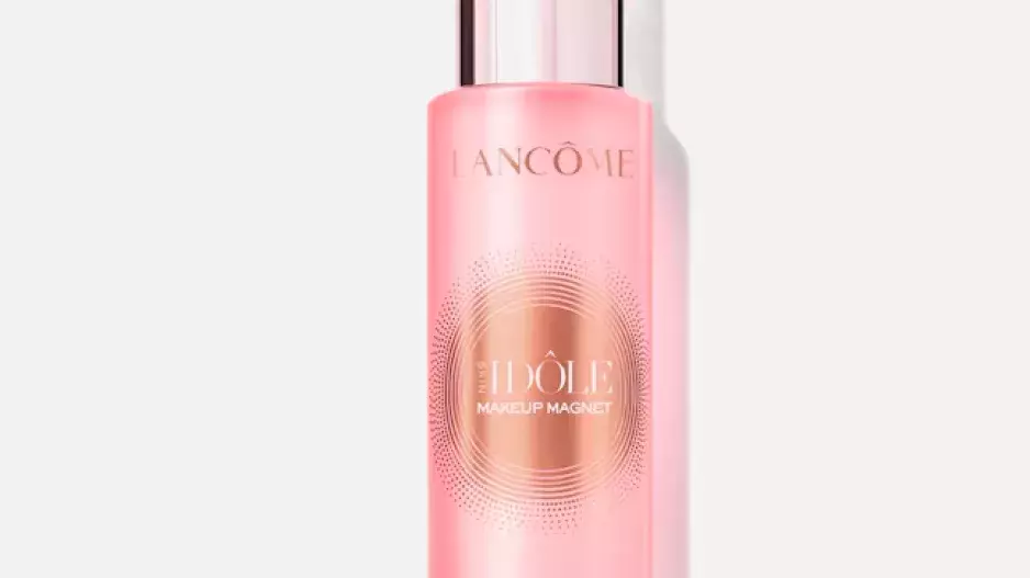 Make-up fixing spray Make-up fixing spray