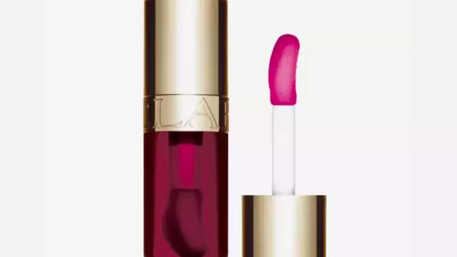 Lip oils Lip oils