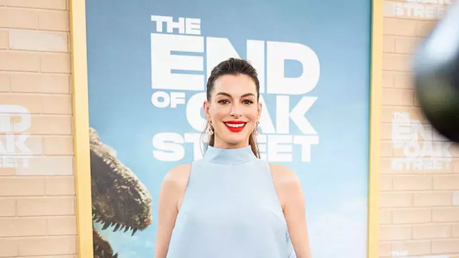 Anne Hathaway