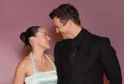 Luke Thompson a Yerin Ha