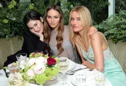 Gracie Abrams, Lily-Rose Depp a Sarah Pidgeon