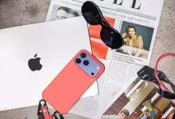 ELLE Beauty Lounge x iPhone Pro 17