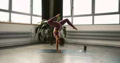 Klára Pokorná radí, jak zůstat fit, když jste zavření doma