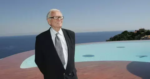 Zemřel návrhář Pierre Cardin. Vizionář, i obchodník s kýčem