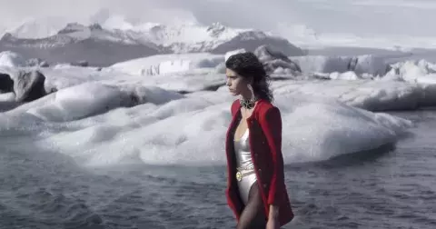 Saint Laurent probouzí v nové kolekci všechny živly