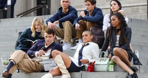 Nová verze seriálu Gossip Girl už teď diktuje módní trendy