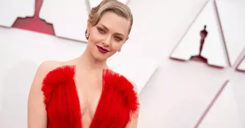 CENY AKADEMIE 2021: Prohlédněte si ty nejlépe oblečené hvězdy