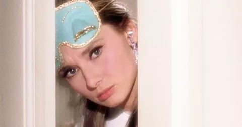 Jaká byla Audrey Hepburn? Ptáme se svět, když se o ní chystá seriál.