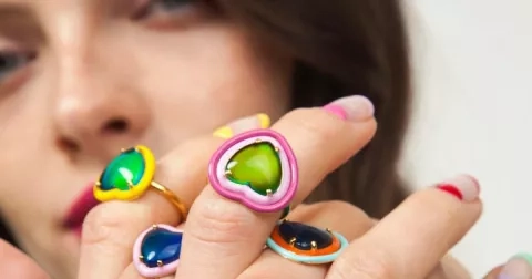 Moodrings jsou zpět a není to vtip! Proč milujeme podobné excesy?