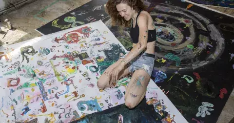 Ženy v umění #6: Nepřehlédnutelná Julie Stavianis Špačková