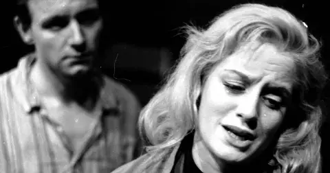 Vztah s narcisem vás zraní. Jak poznat, že jste uvízli v jeho spárech?