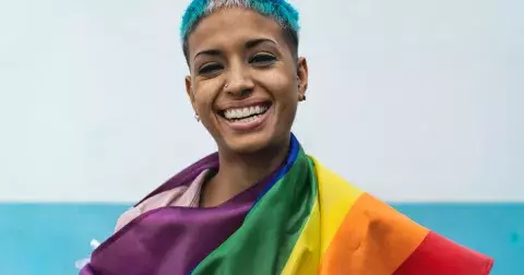 Pansexualita - orientace, která vzbuzuje otázky, ale nabízí i odpovědi