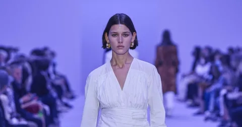 Metodika uniformy moderní ženy od Jil Sander S/S 22
