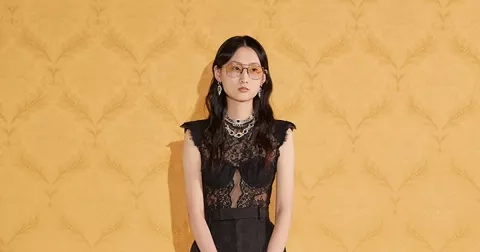 Gucci pokračuje v oslavách 100 let spoluprací s Comme Des Garçons