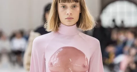 Když forma a funkce jedno jsou. Anderson zkoumá možnosti odívání žen