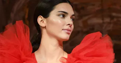 Kendall Jenner není perfektní. Toto jsou její největší přešlapy