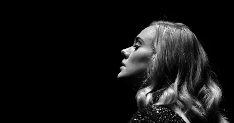 Jako fénix: Adele dokončila transformaci, kdy ale přijde nové album?