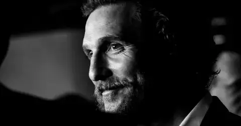 Matthew McConaughey jede životem na zelenou