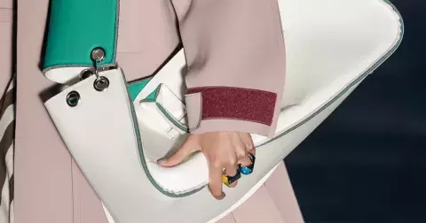 Minimalismus "je ne sais quoi": Které značky oblékají módní insideři?