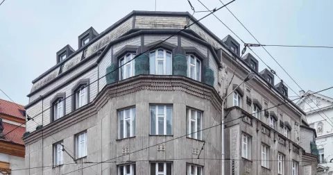 Kubistická asambláž v Praze