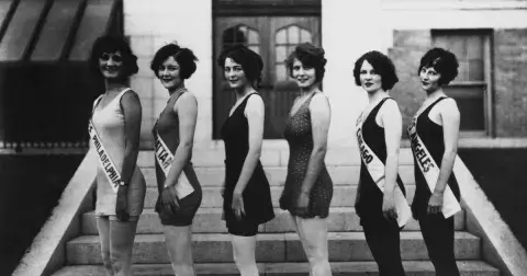 Beauty standrady 1920's aneb Počátek tyranie dokonalosti