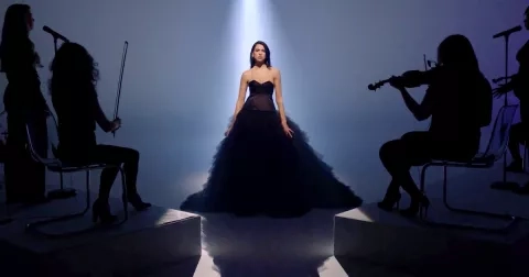 Dua Lipa: hvězda, co se nedá zlomit