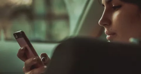 Co je sexting, a jak může pomoct navrátit vášeň do vztahu