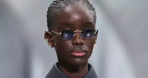 FUTURISMUS I RETRO, V JAKÝCH BRÝLÍCH PŘIVÍTAT PRVNÍ JARNÍ PAPRSKY?