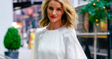 Lekce stylu podle Rosie Huntington-Whiteley