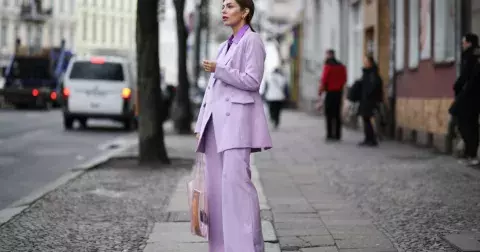 Co je kapsulový šatník a jak na něj