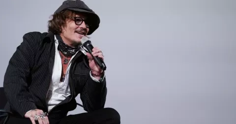 Pirát soudních síní! O co bojuje Johnny Depp?