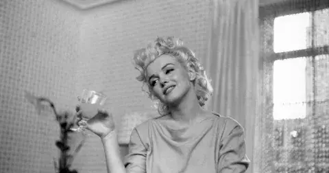 Alkohol jako nejlepší přítel. Kdy už je ho skutečně příliš?