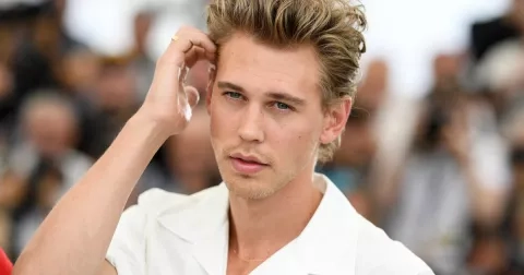 Elvis nosí Pradu. Filmových modelů se ujala Miuccia Prada