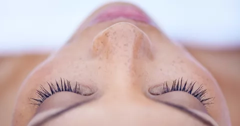 Každý měsíc na kosmetiku? 6 opravdu dobrých důvodů proč ano