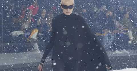 Ovládne Trash Fashion naše šatníky?