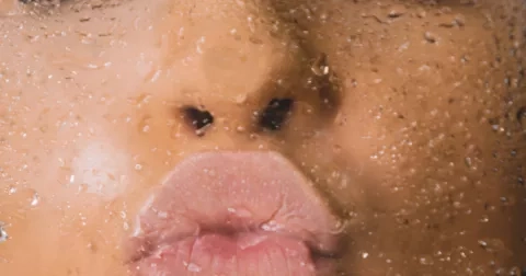 Ideální make-up na dovolenou? Jedině ten voděodolný