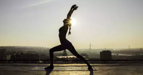 Fit i bez posilovny: Snadné cviky pro ty, kteří postrádají energii