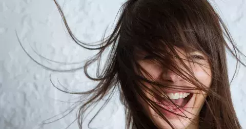 Boříme mýty: Kondicionér a maska tvoří dream team pro vlasy