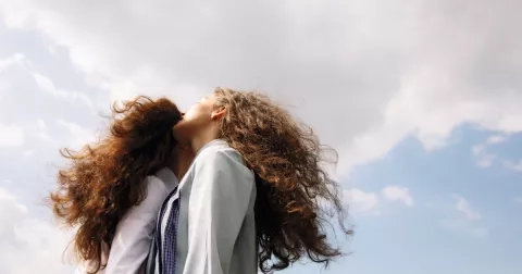 10 přípravků na vlasy, které vám vytvoří hřívu snů