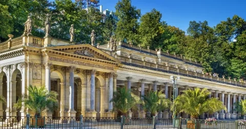 Kam vyrazit v Karlových Varech během festivalu? Beauty, chill i drinky