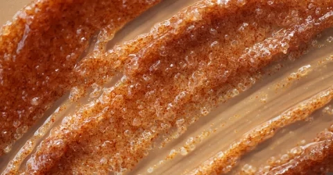 Proč se místo přílišné exfoliace soustředit na posílení kožní bariéry?