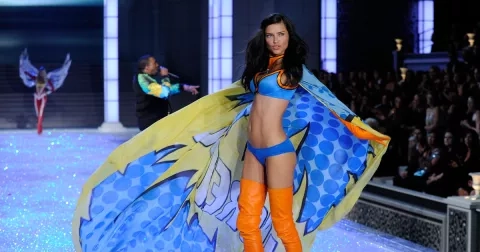 Adriana Lima: ty nejlepší modely z přehlídek Victoria's Secret