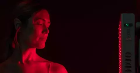 Red light therapy: terapie červeným světlem pro tělo i mysl