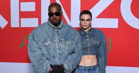 Vztah Kanyeho Westa a Julie Fox rychle vzplál a ještě rychleji vyhasl