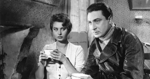 Proč i spokojenému vztahu hrozí nevěra?